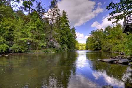 Toccoa Mist- Toccoa river