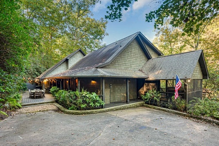 Welcome to Cartacay River Retreat