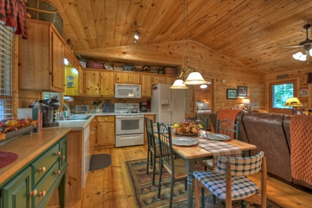 Bear Watch - Kitchen and Dining Table