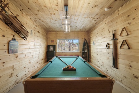 Lake Ridge - Lower Level Game Room