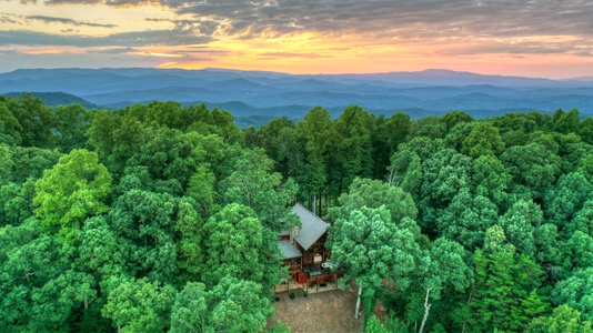 Heavenly Day - Luxury Cabin Rental in Blue Ridge