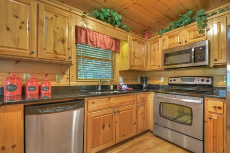 Stoney Creek Retreat - Fully Equipped Kitchen