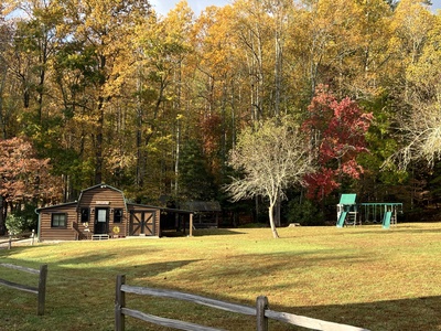 Stanley Creek Lodge - Grounds