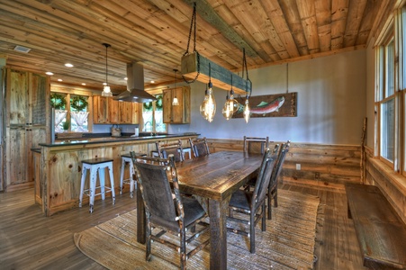 Once In A Blue Ridge: Dining Area