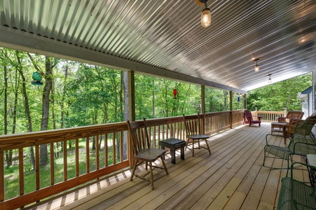 Just-in-Tyme - Covered Front Porch