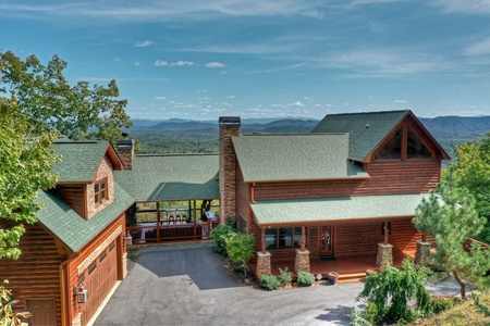 Grand Bluff Retreat- Exterior view of the cabin & long range mountain views