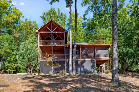 Soaring Hawk Lodge - Rear Exterior