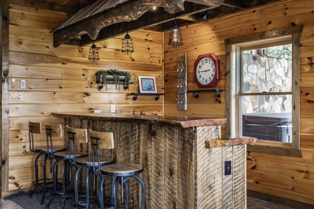 Lookout Lodge - Lower Level Wet Bar