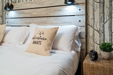 The Orchard - Lower Level King Bedroom