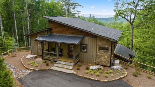 Rich Mountain Chateau