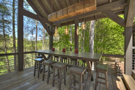 A Stoney River - Deck Dining