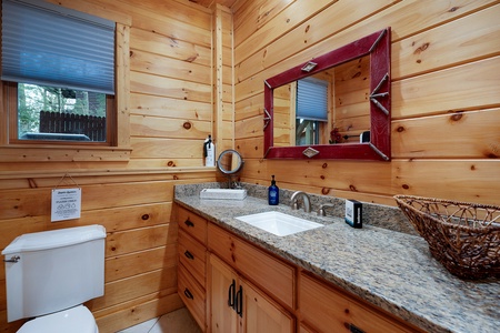 Deer Haven - Lower-Level King Suite Bathroom with Shower