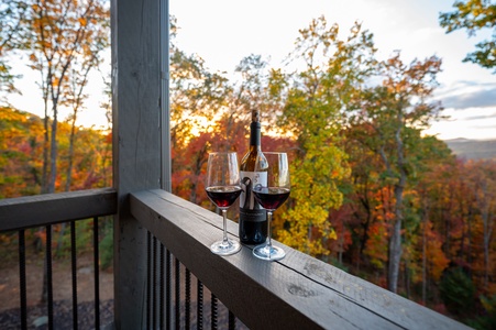 Canoe Ridge Vineyard - Canoe Ridge Wood Grain Water Bottle