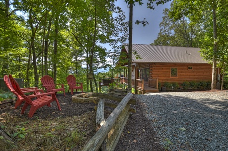 Bearadise - Dog Friendly Cabin in North Georgia