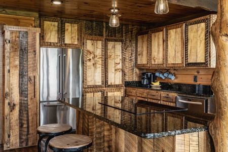 Lookout Lodge - Kitchen