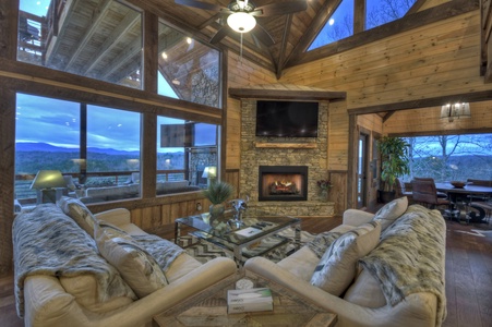Privacy Peak - Living Room with Gas Log Fireplace