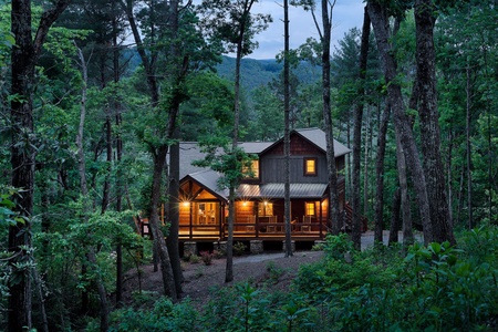 Vista Rustica- Aerial view of the cabin at dusk