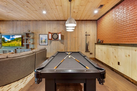 Mountain Echoes- Pool table in the lower level