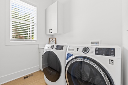 Deer Crossing - Laundry Room