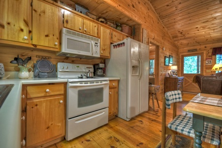 Bear Watch - Kitchen