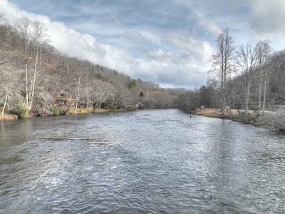 River Lodge - Toccoa River