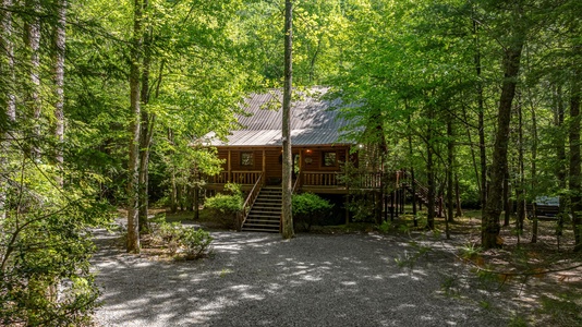 A Creek Runs Thru It - Cabin Exterior