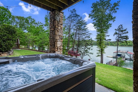 Nottely Island Retreat - Terrace Level Hot Tub