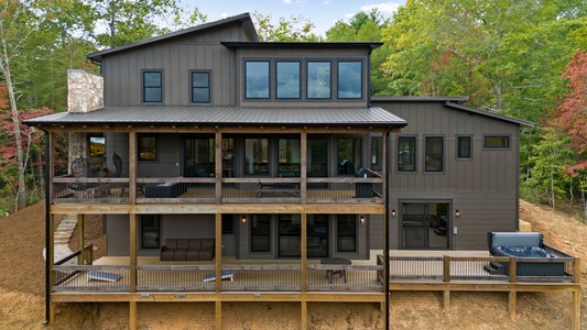 Vacay Chalet - Back View of Cabin