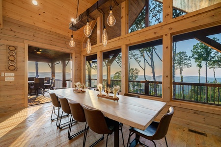 Alpine Vista - Dining Area