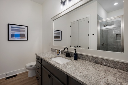 A Stoney Marina - Primary King Bedroom's Private Bathroom