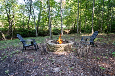 Copperline Lodge - Fire Pit