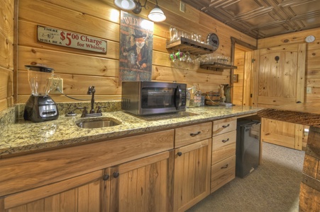 Feather Ridge - Lower Level Wet Bar