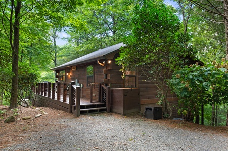 Melody Creek Cabin - View from Parking