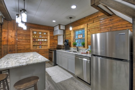 Happy Trout Hideaway- Full kitchen view