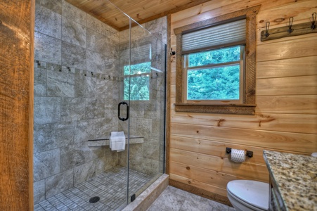 Deer Trails Cabin - Upper Level King Suite Walk-In Shower