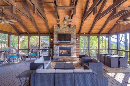 Trails End- Outdoor lounge furniture with fireplace and TV
