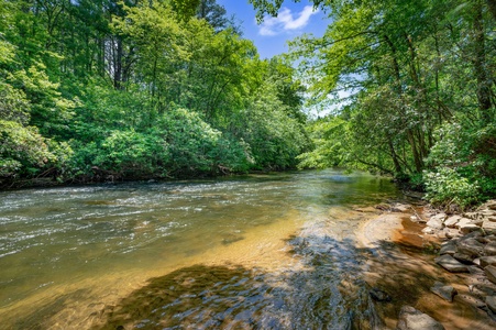 A Whitewater Retreat - Fightingtown Creek