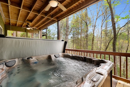 Hayes Haven - Lower-level Deck Hot Tub View