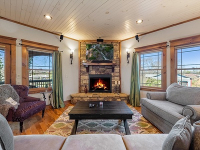Blue Ridge Cottage - Entry Level Living Room with Stone Laid Gas Fireplace