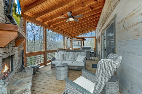 Rustic Elegance - Covered Entertainment Deck