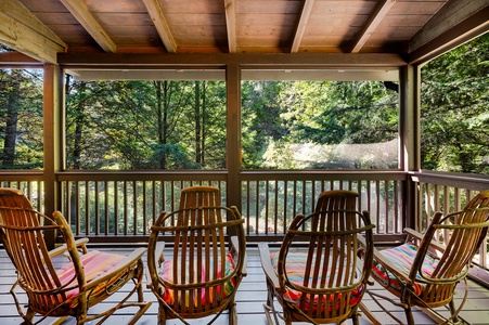 Mountaintown Creek Lodge - Insert Yourself Here!