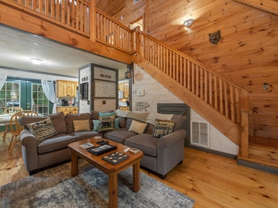 Lazy Bear Cove- Living room area with loft access