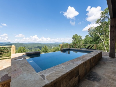 Bluetiful- Infinity pool