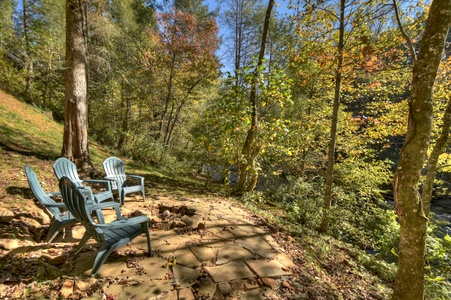 Creekside Bend- Firepit