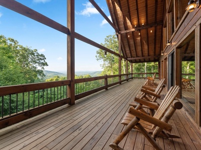 Crows Nest- Rocking chair seating