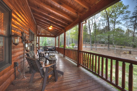 Sassafras Lodge- Patio seating on the back porch