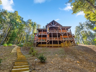 Stone Creek Lodge - Rear View
