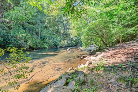 Mountaintown Creek