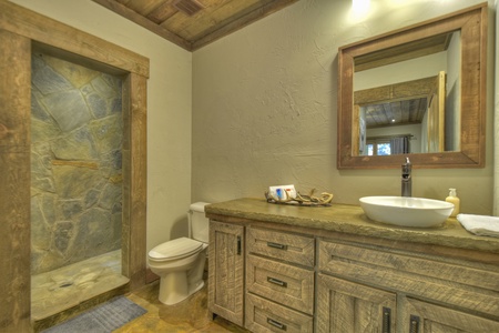 Creekside Bend- Lower level bathroom 2