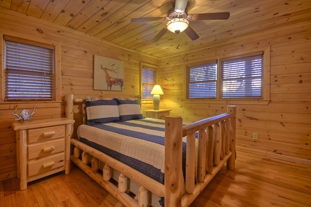 Bearcat Lodge- Entry level queen bedroom view